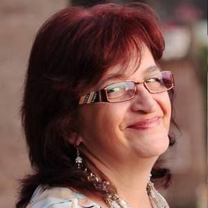 Meet your Posher, Boryana